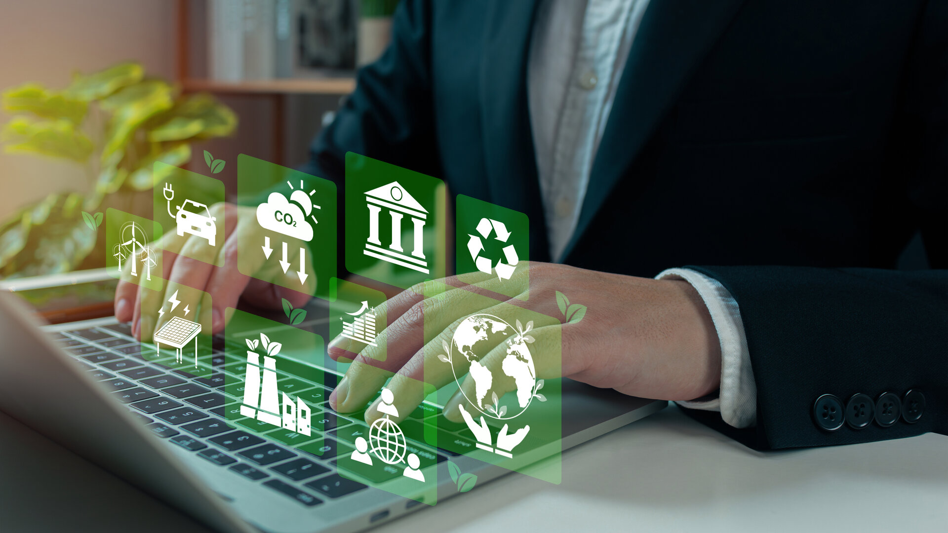 Geschäftsleute analysieren die ESG-Symbole für nachhaltige Investitionen.